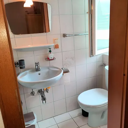 Alie Gusta アパート